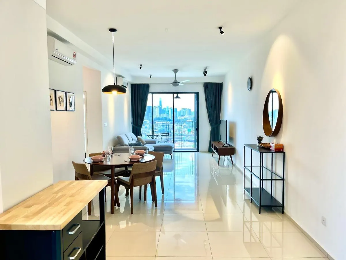 شقة كوالالمبور Ekocheras Residences By White Forest Suites